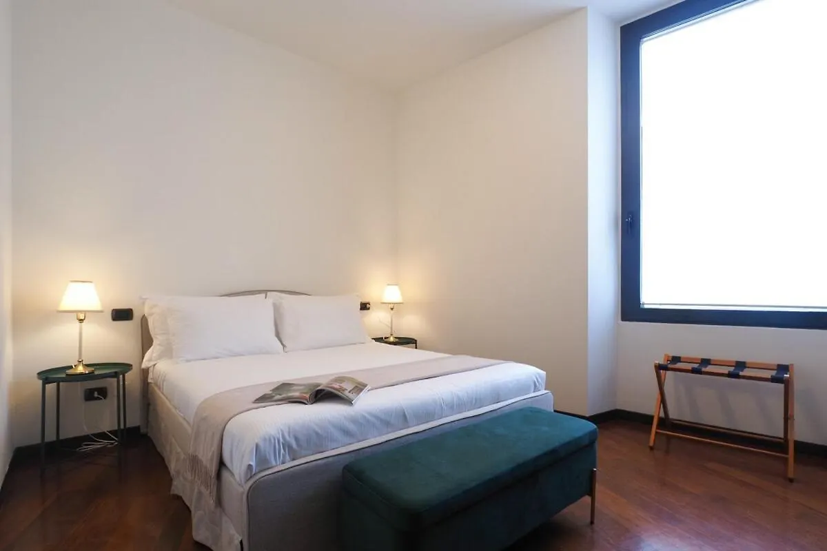 Interior 900 3Rd Floor - Duomo - Missori Apartman Milánó